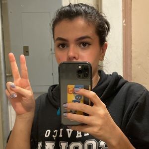 Meet your Posher, Jacqueline